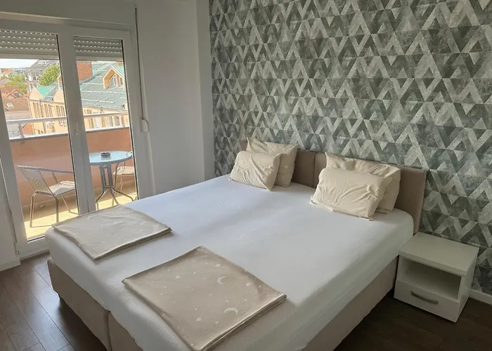 T Lux Apartment Kragujevac